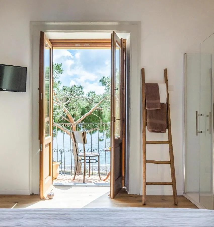Iancura - B&B di design a Salina Santa Marina Salina Affittacamere