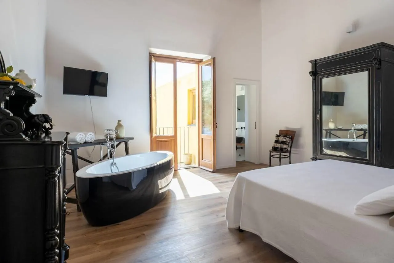 Konukevi Iancura - B&B Di Design A Salina Santa Marina Salina İtalya